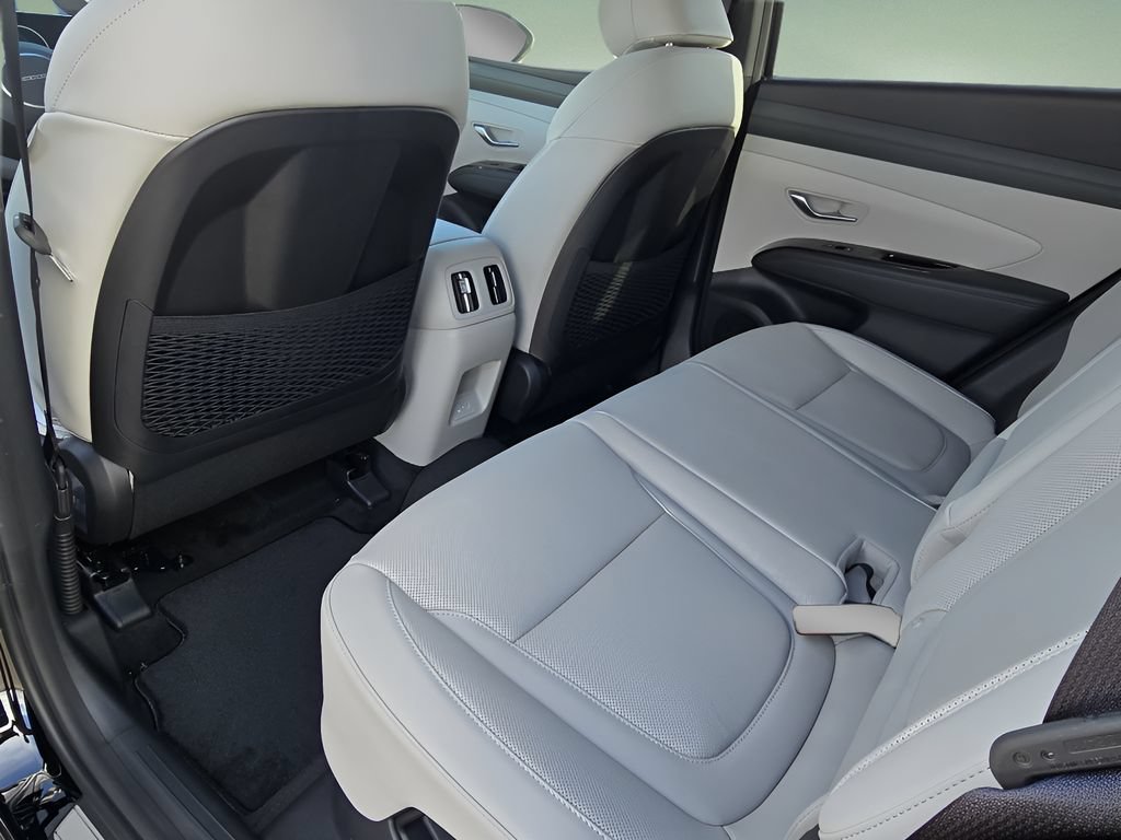 New 2026 Hyundai Tucson Limited AWD/4WD image 16