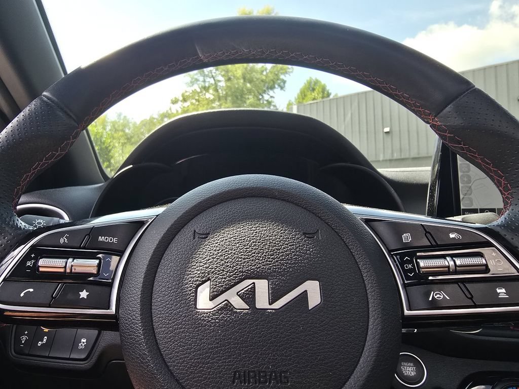 Used 2024 Kia Forte GT w/ GT2 Package FWD image 28
