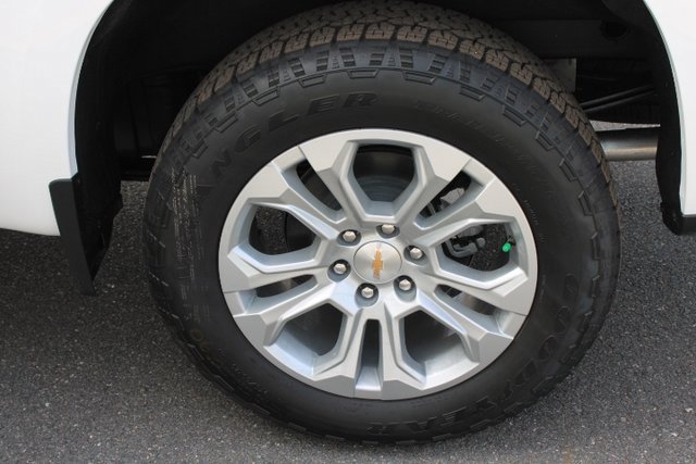New 2025 Chevrolet Silverado 1500 LTZ image 22
