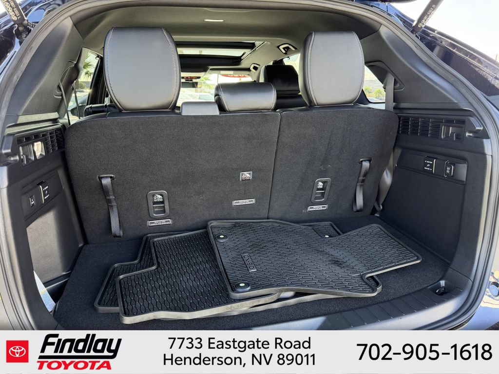 Used 2025 MAZDA CX-90 Plug-In Hybrid w/ Premium Plus AWD/4WD image 19