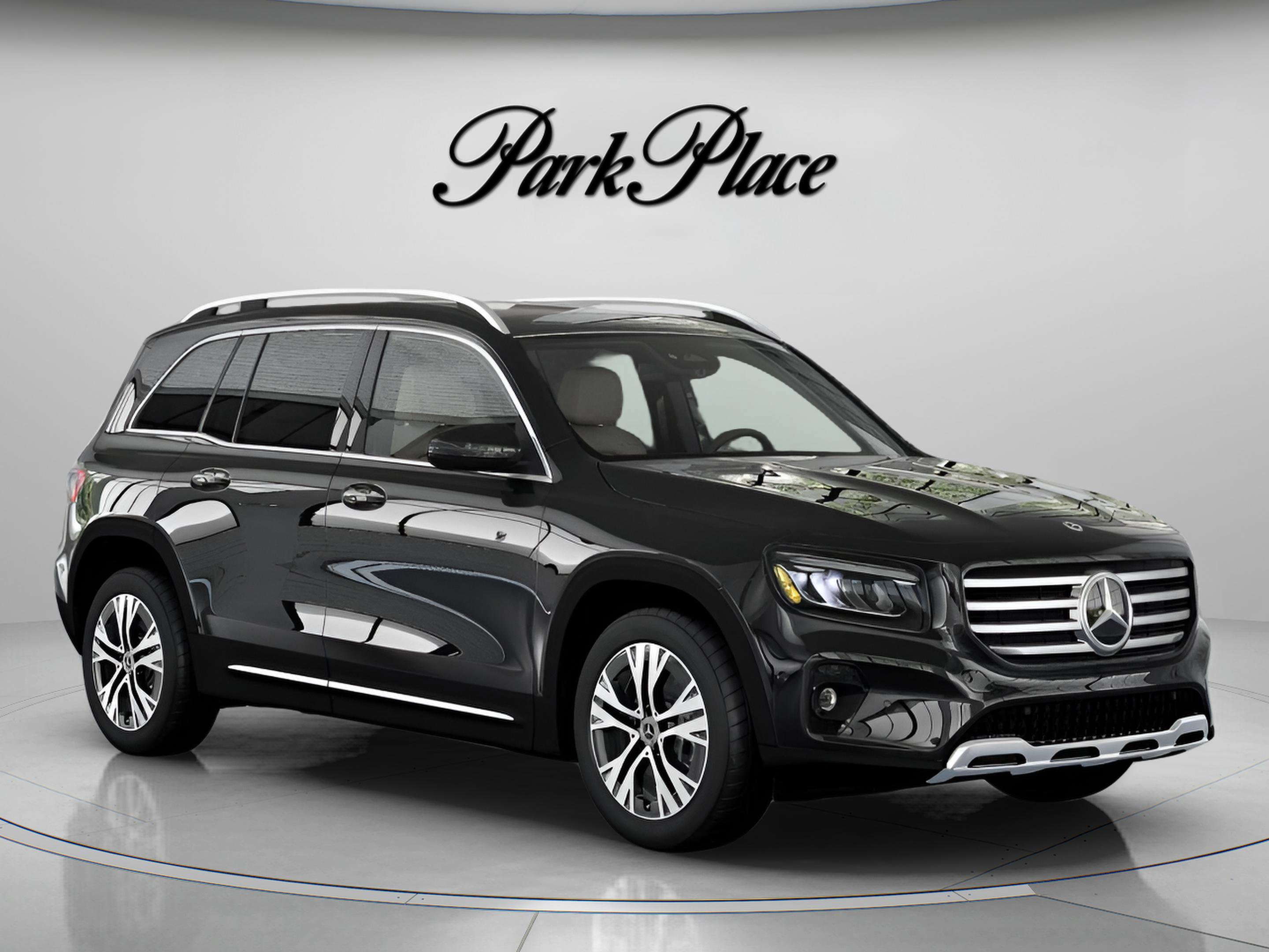 Used 2026 Mercedes-Benz GLB 250 image 32