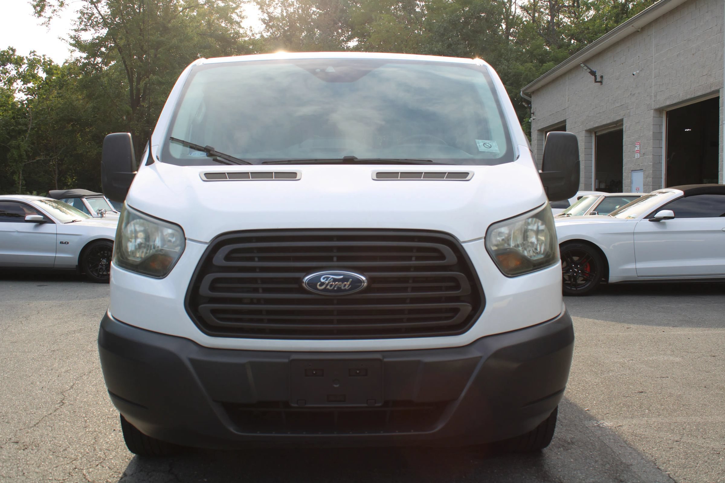 Used 2016 Ford Transit 350 XL RWD image 2