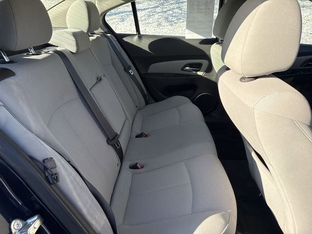 Used 2011 Chevrolet Cruze LT image 14