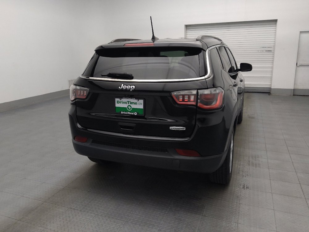 Used 2020 Jeep Compass Latitude FWD image 7