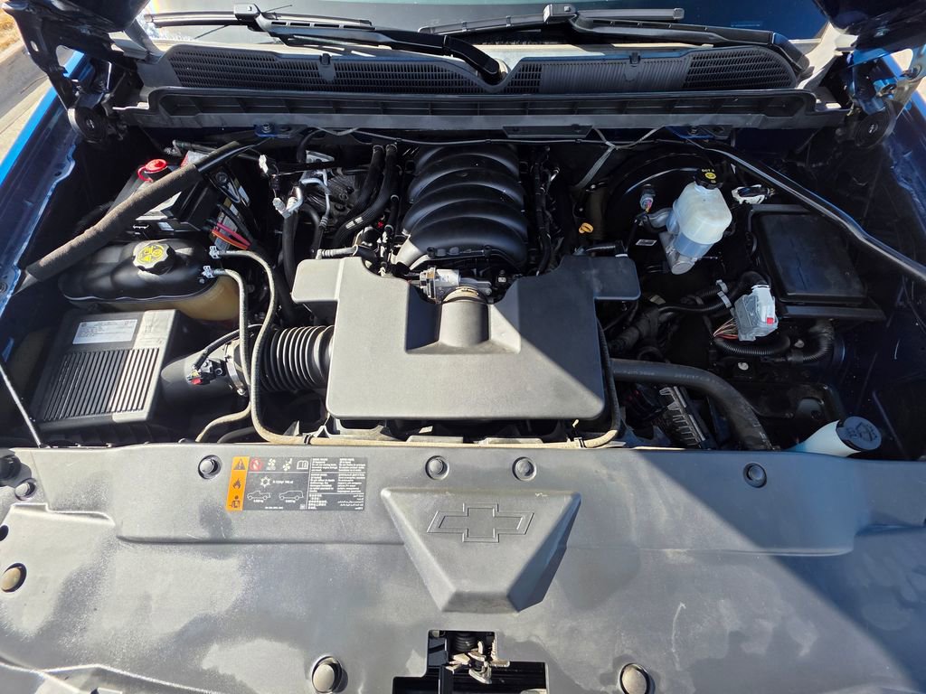 Used 2018 Chevrolet Silverado 1500 LT w/ All Star Edition image 32