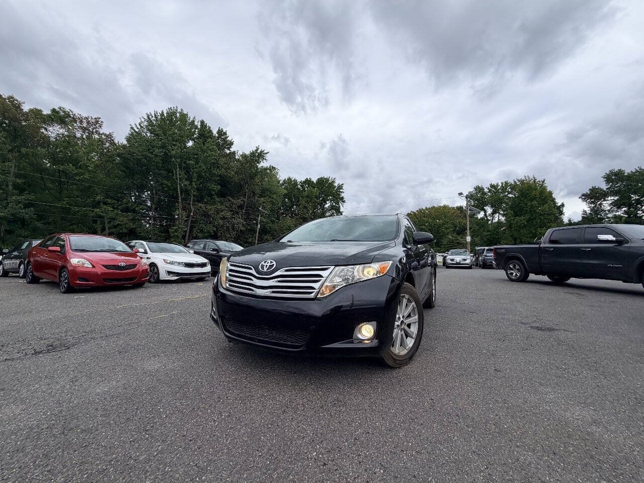 Used 2010 Toyota Venza AWD w/ Convenience Pkg image 2