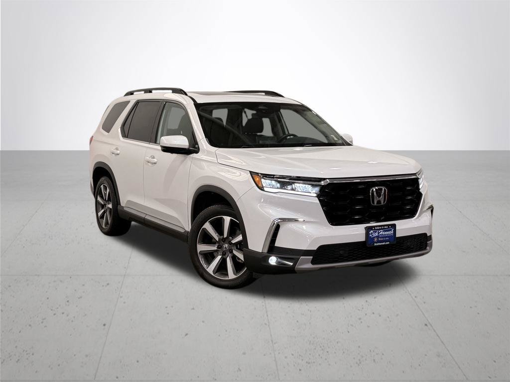 Used 2025 Honda Pilot Elite image 7