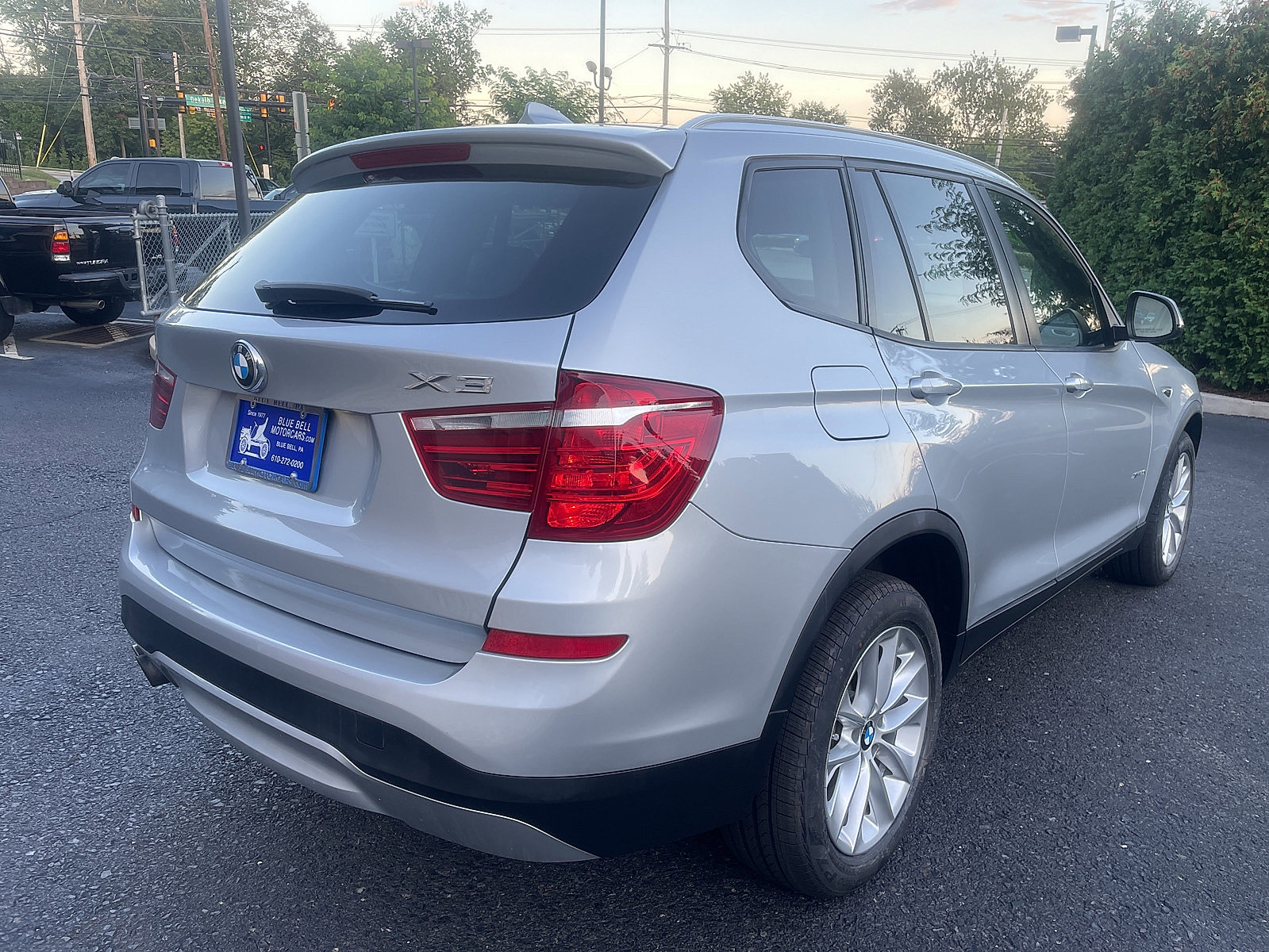 Used 2016 BMW X3 xDrive28i image 4
