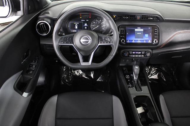 Certified 2023 Nissan Kicks SR w/ SR Premium Package FWD image 7