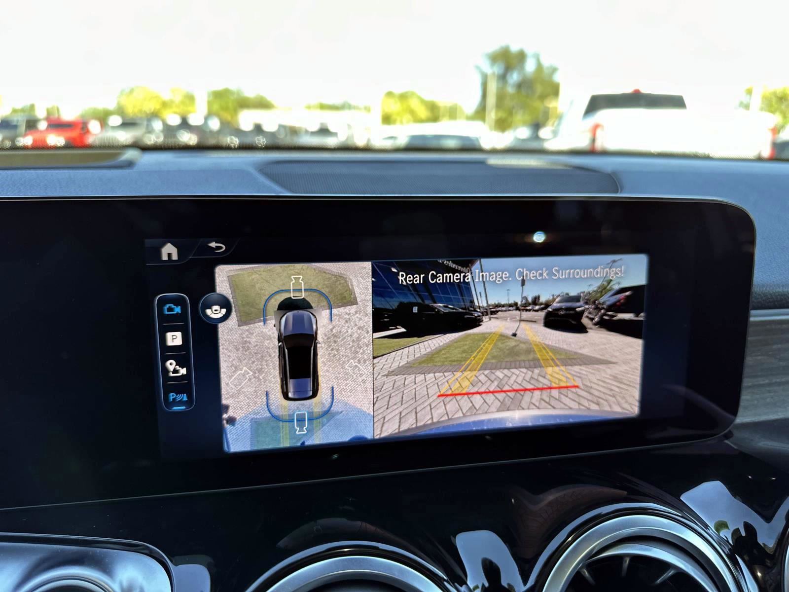 Certified 2025 Mercedes-Benz GLB 250 image 25