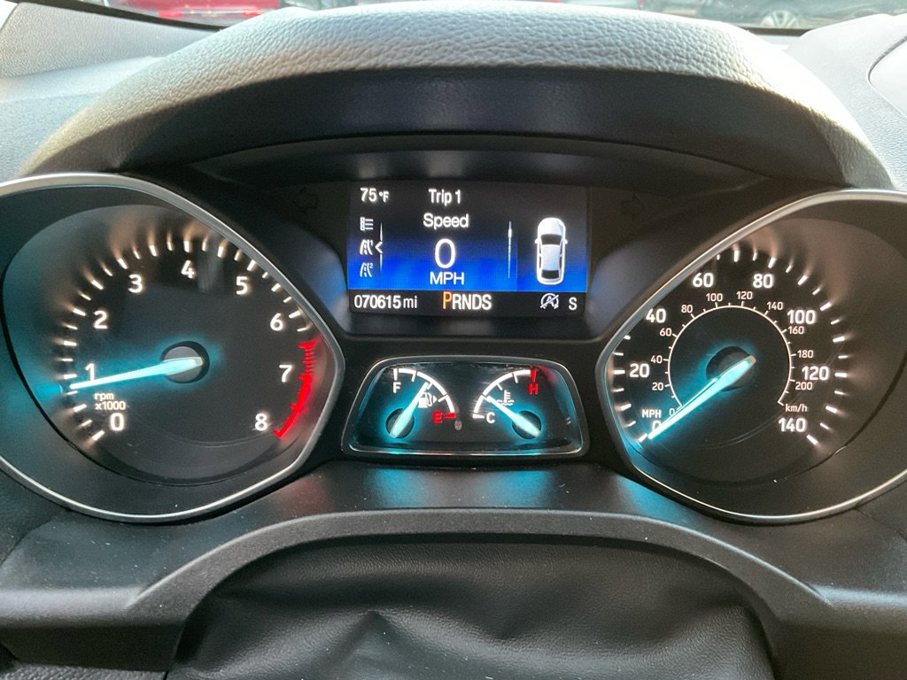 Used 2019 Ford Escape SE image 25