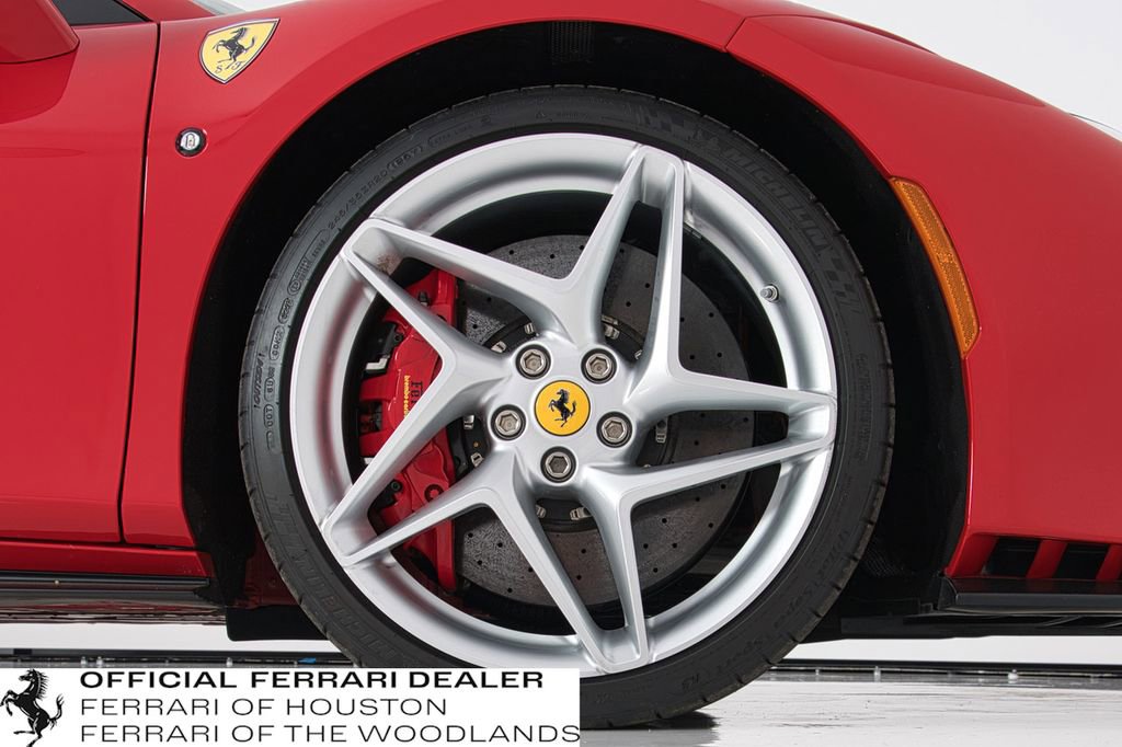 Used 2023 Ferrari F8 Tributo image 20
