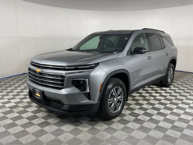 New 2027 Chevrolet Traverse LT w/ Driver Confidence Package AWD/4WD image 1