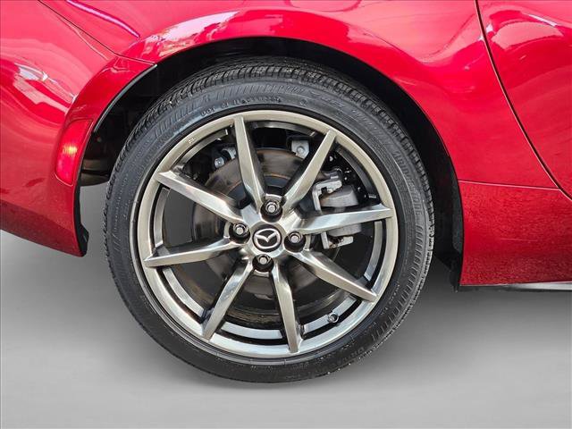 Used 2021 MAZDA MX-5 Miata RF Grand Touring RWD image 18