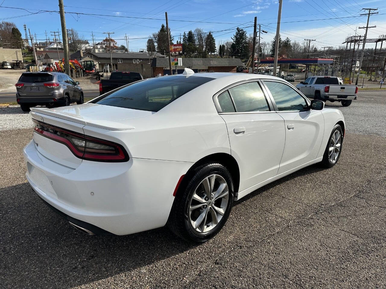 Used 2020 Dodge Charger SXT w/ Plus Group image 3