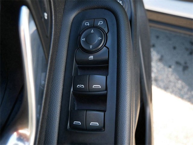 Used 2023 GMC Terrain SLE w/ Driver Convenience Package image 14