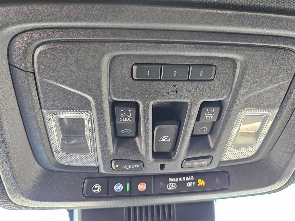 Used 2023 GMC Sierra 1500 AT4 w/ AT4 Premium Package image 23