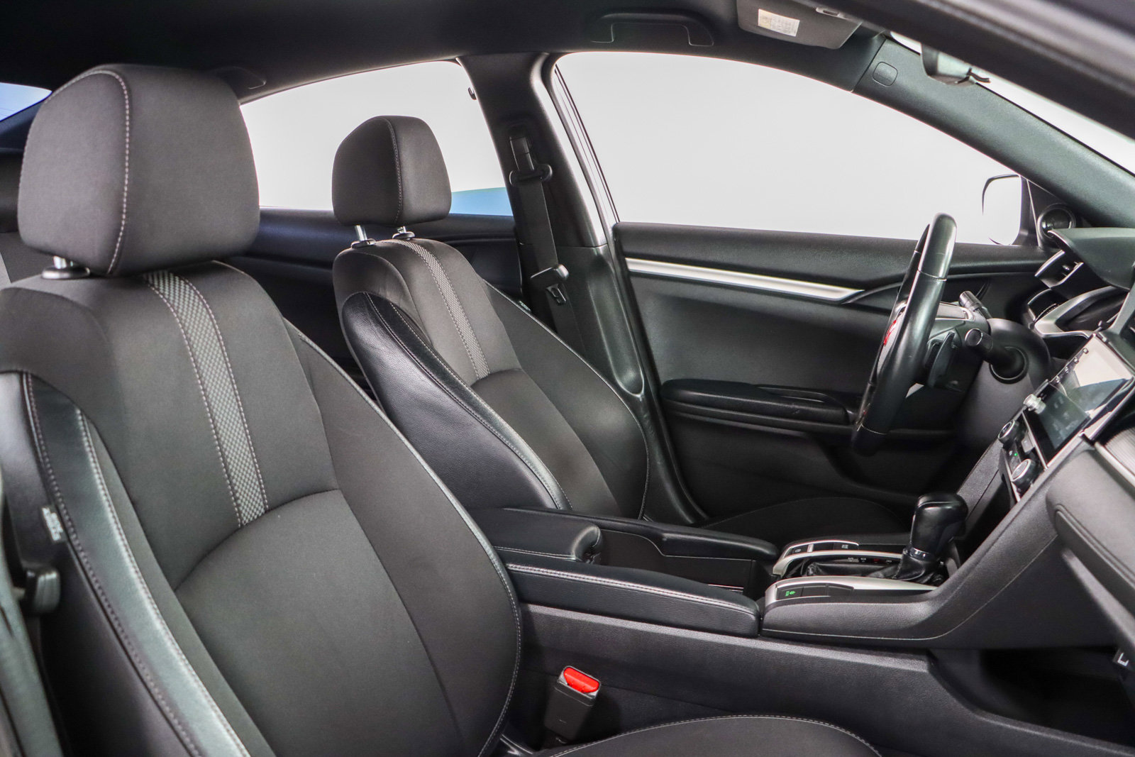 Used 2020 Honda Civic Sport image 26