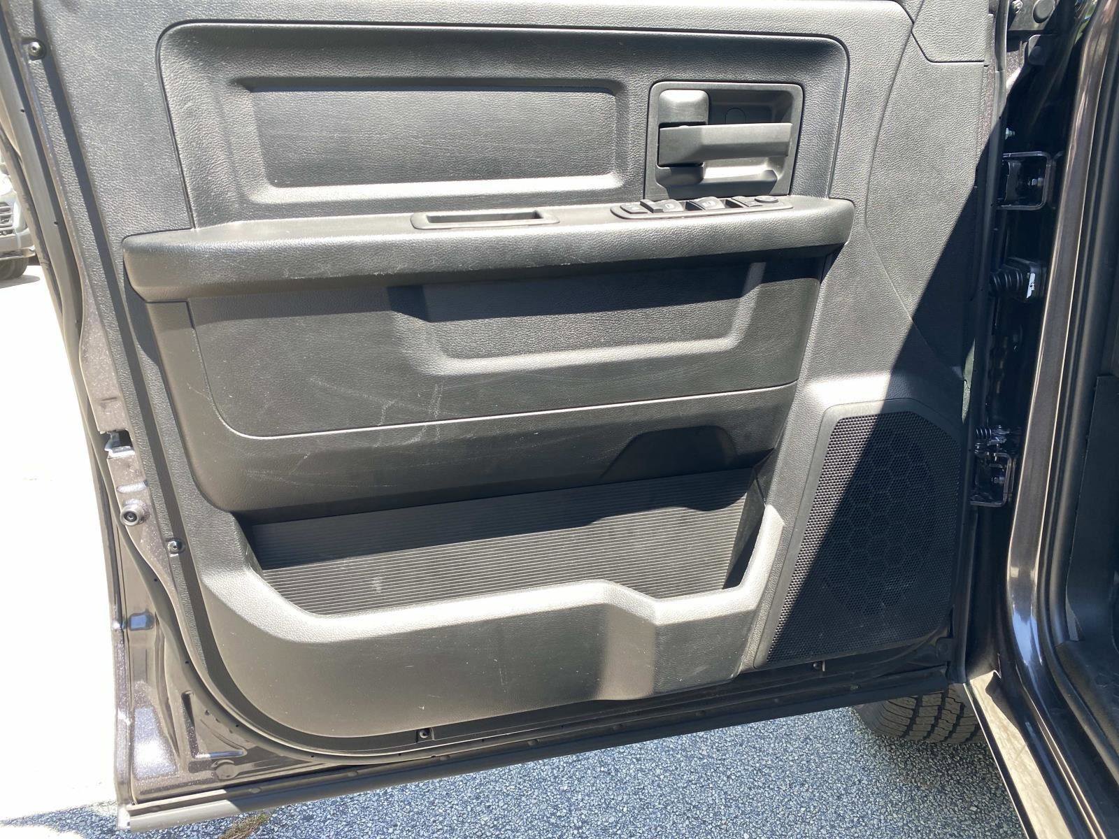 Certified 2024 RAM 1500 Tradesman w/ Electronics Group image 20