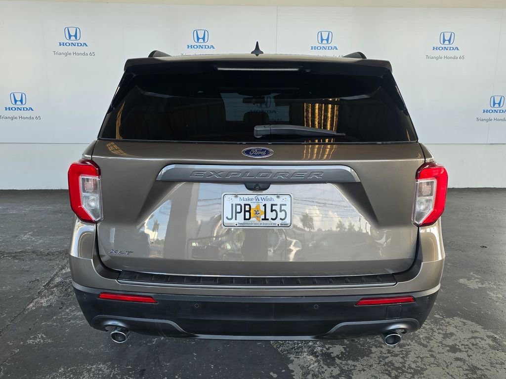 Used 2021 Ford Explorer XLT image 48
