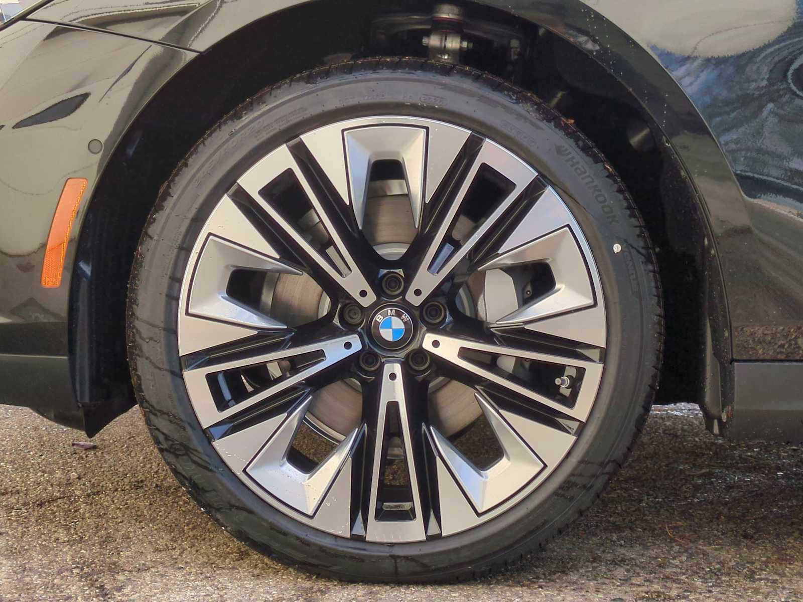 New 2026 BMW 530i xDrive image 14