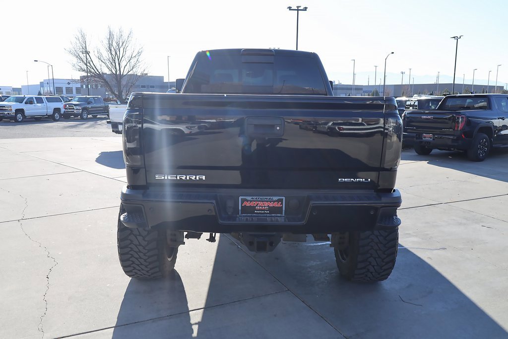 Used 2018 GMC Sierra 2500 Denali w/ Duramax Plus Package image 5