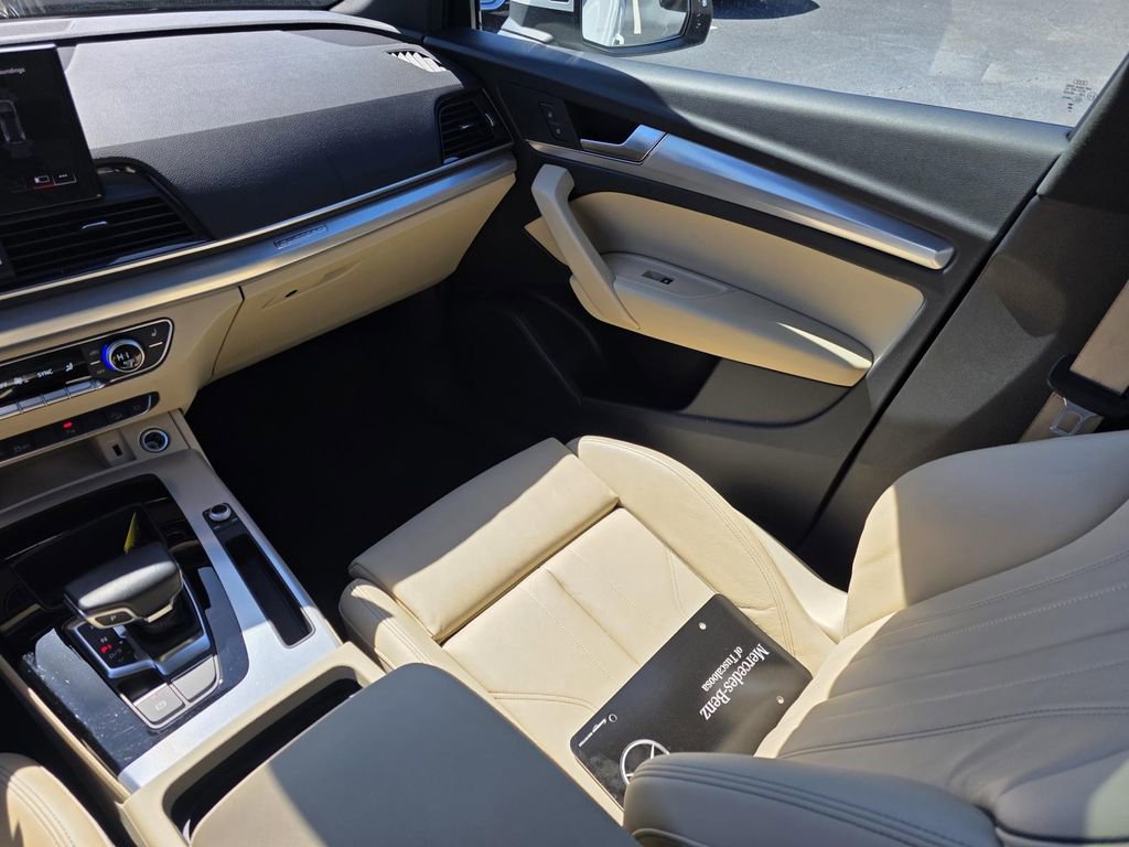 Used 2025 Audi Q5 2.0T Premium image 29