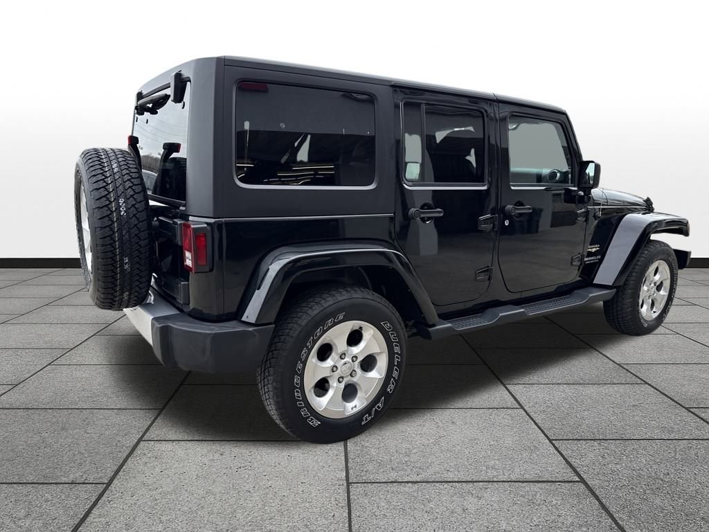 Used 2015 Jeep Wrangler Unlimited Sahara w/ Connectivity Group image 5