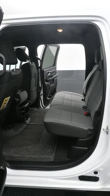Used 2023 RAM 1500 Big Horn AWD/4WD image 12