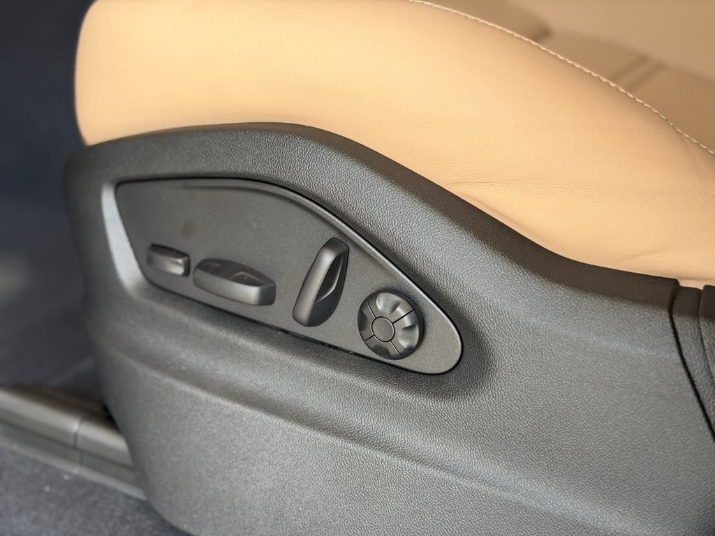 New 2026 Porsche Cayenne S AWD/4WD image 25