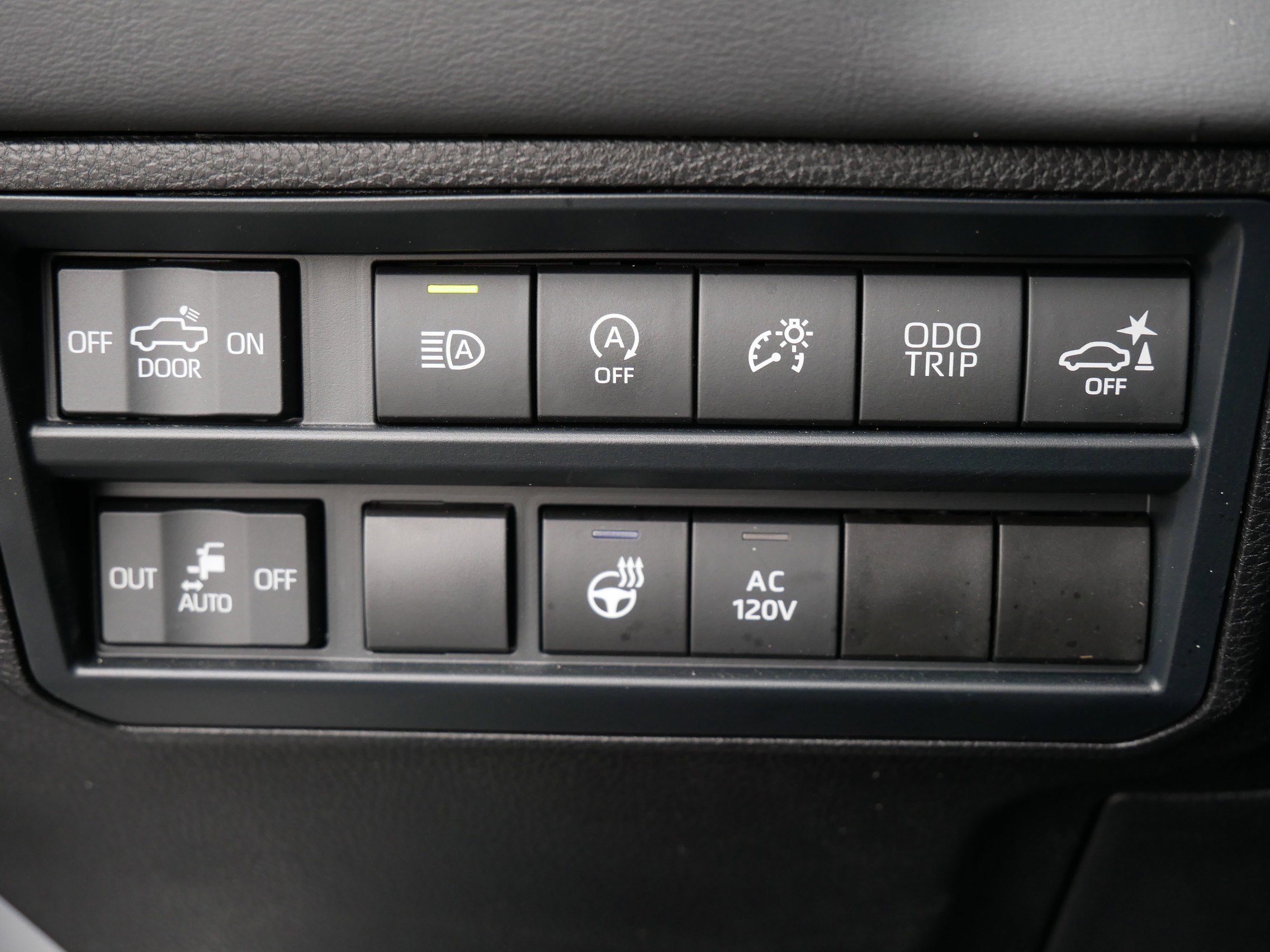 Used 2024 Toyota Tundra Platinum image 26