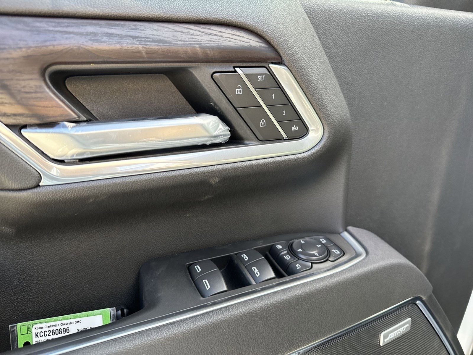 New 2026 GMC Sierra 3500 SLT w/ SLT Premium Package image 15