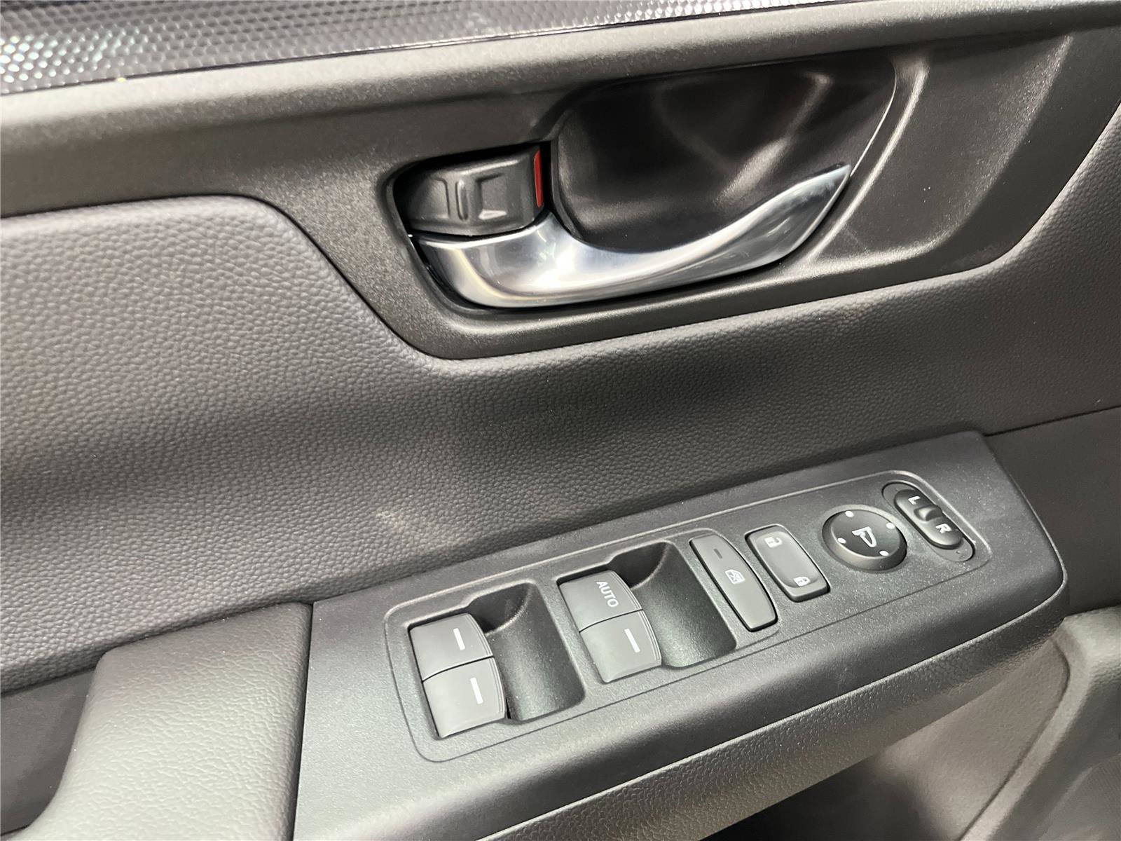 New 2026 Honda CR-V LX image 12