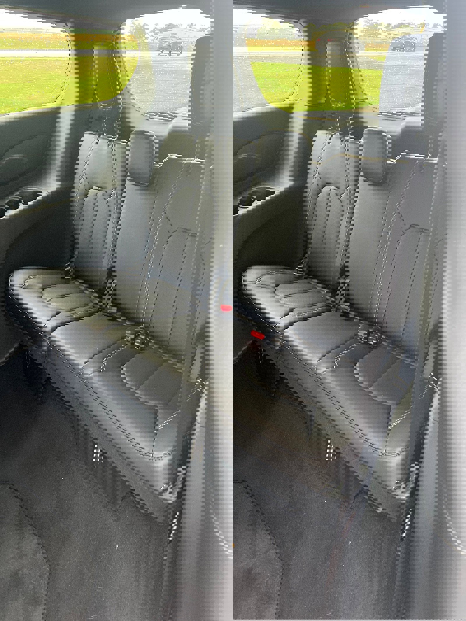 New 2026 Chrysler Pacifica Select image 10