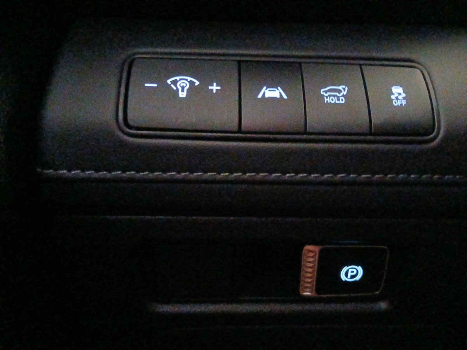 Certified 2023 Hyundai Santa Fe Calligraphy w/ Cargo Package image 22