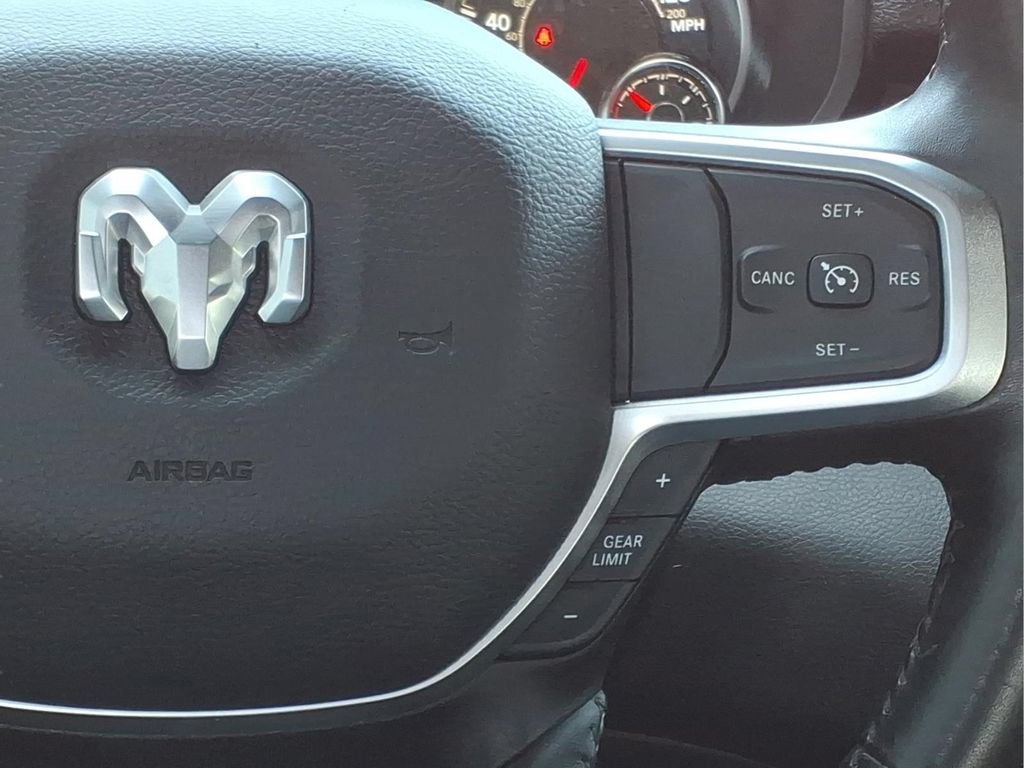 Used 2024 RAM 2500 Big Horn AWD/4WD image 11