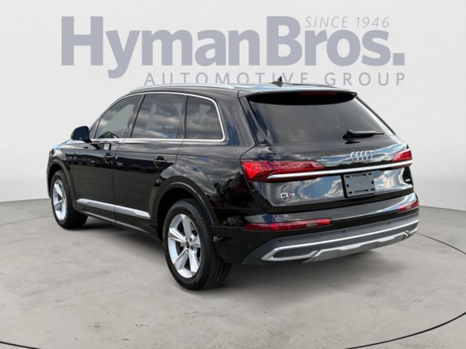 Used 2023 Audi Q7 2.0T Premium w/ Convenience Package AWD/4WD image 5