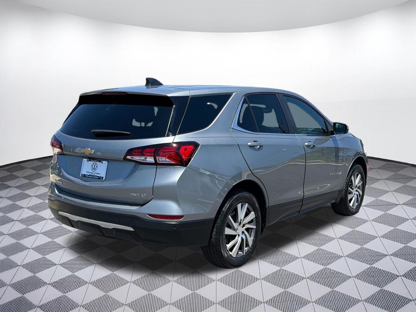 Used 2023 Chevrolet Equinox LT AWD/4WD image 9