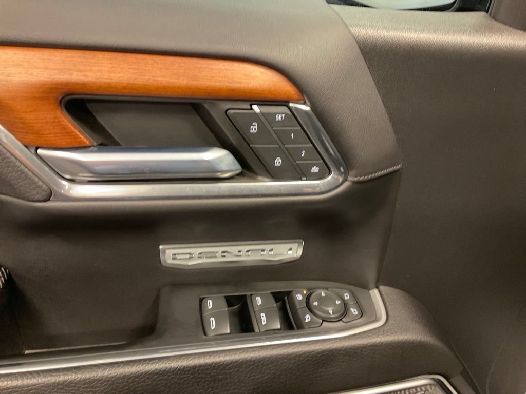 Used 2022 GMC Sierra 1500 Denali w/ Denali Reserve Package AWD/4WD image 20