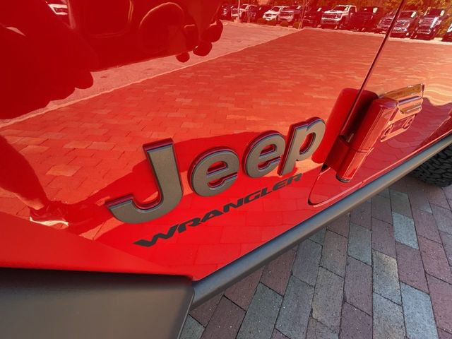 Used 2021 Jeep Wrangler Rubicon AWD/4WD image 29