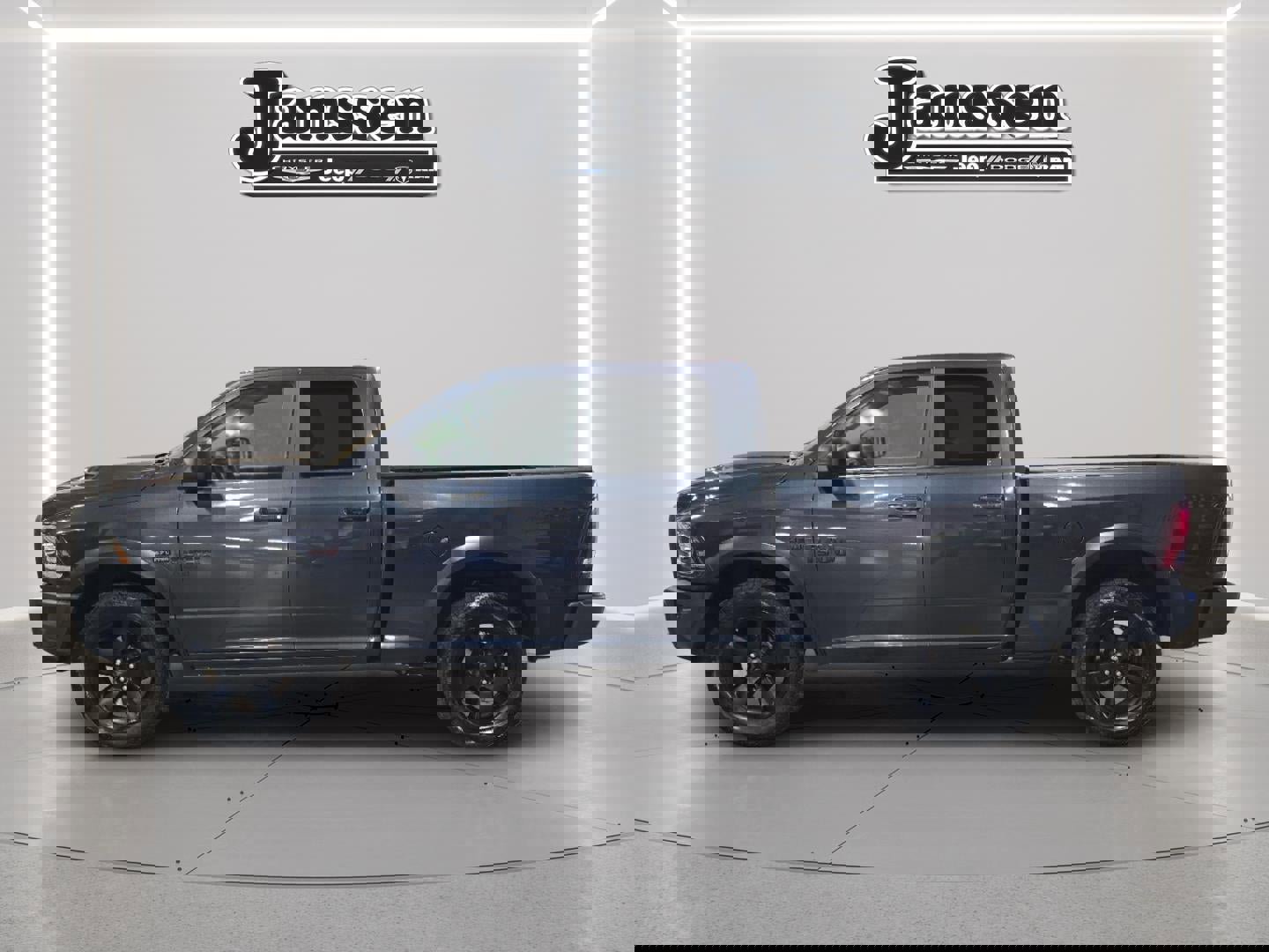 Used 2019 RAM 1500 Classic Warlock image 2