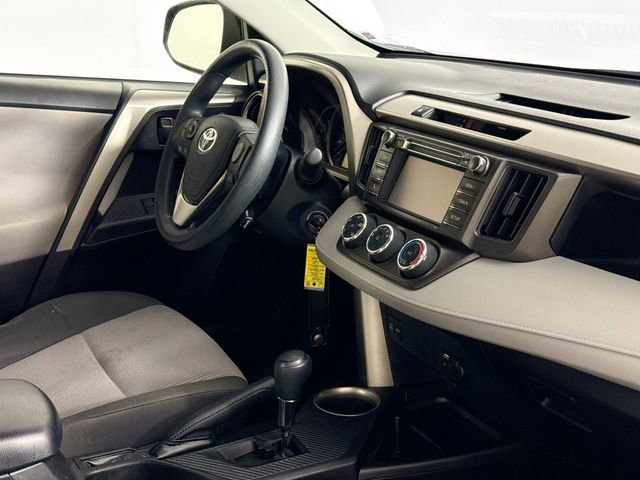 Used 2015 Toyota RAV4 LE image 36