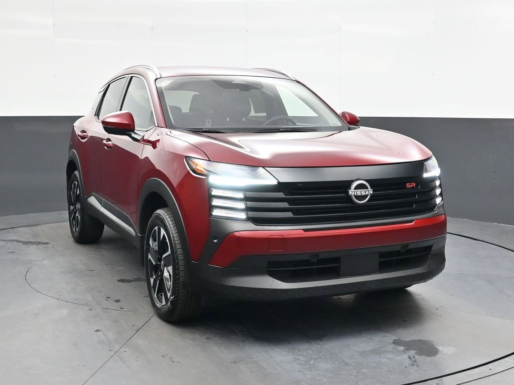 Used 2025 Nissan Kicks SR image 1