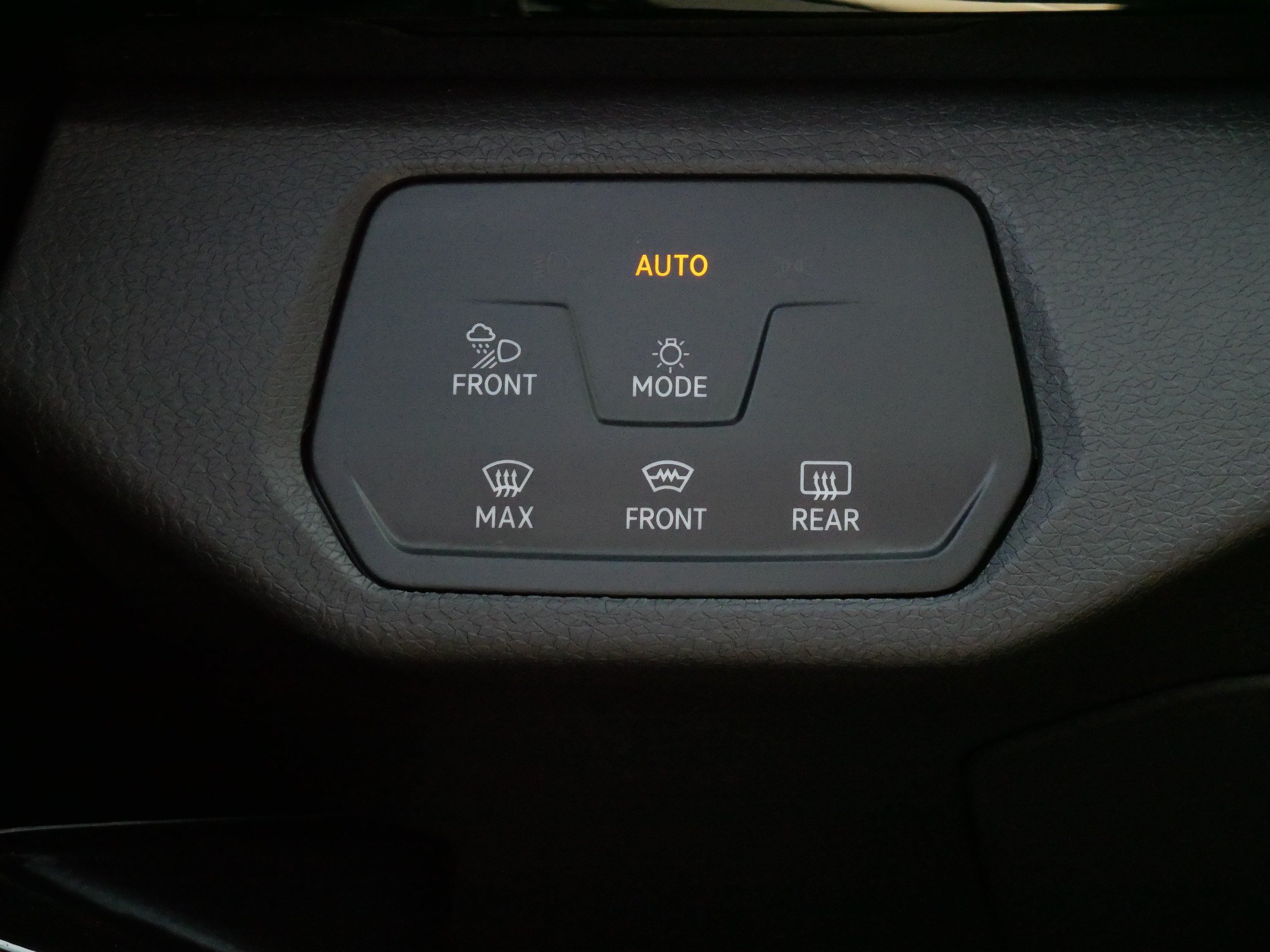 Used 2022 Volkswagen ID.4 Pro S AWD/4WD image 26