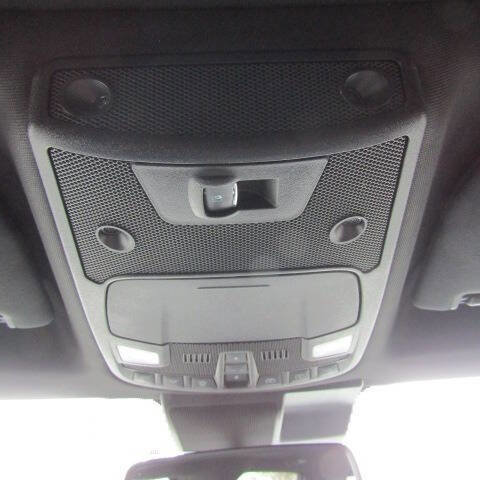 Used 2019 Ford F150 Platinum w/ Equipment Group 701A Luxury image 17