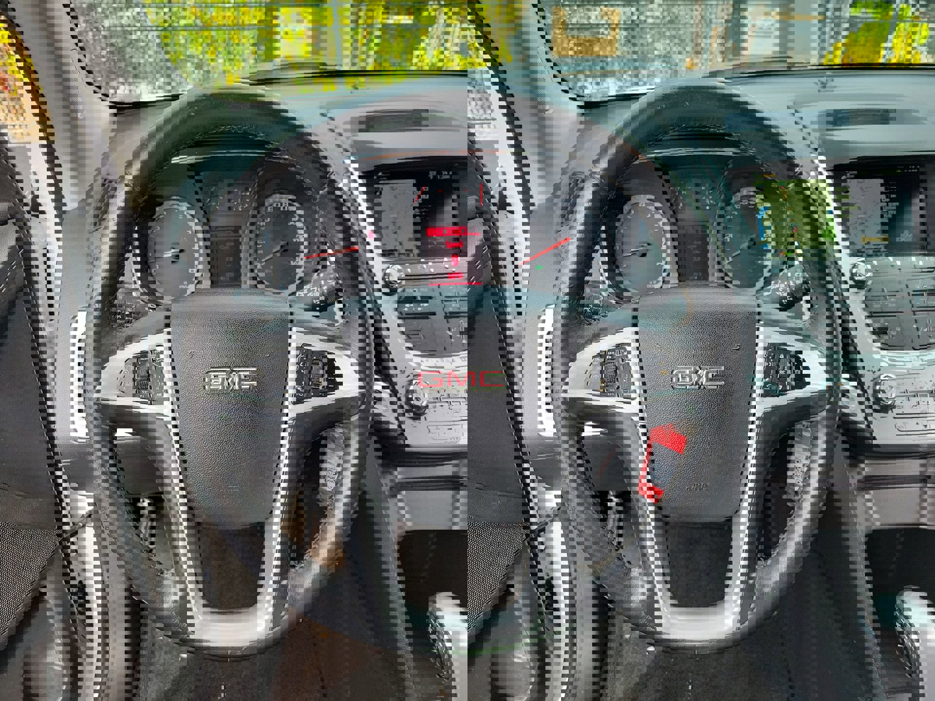 Used 2015 GMC Terrain SLT w/ Chrome Edition image 30