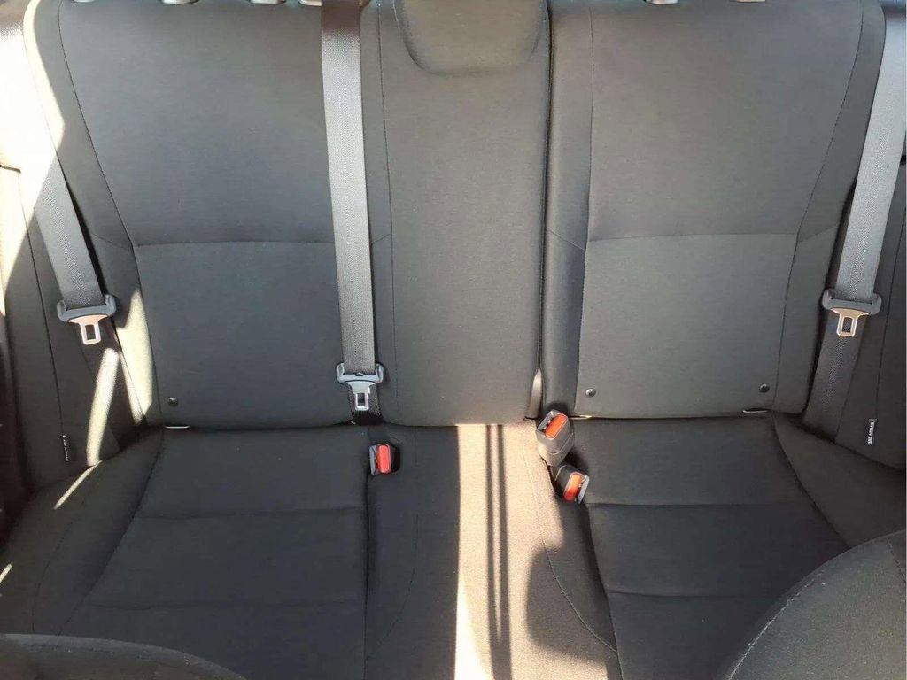 Used 2025 Nissan Kicks Play S image 17