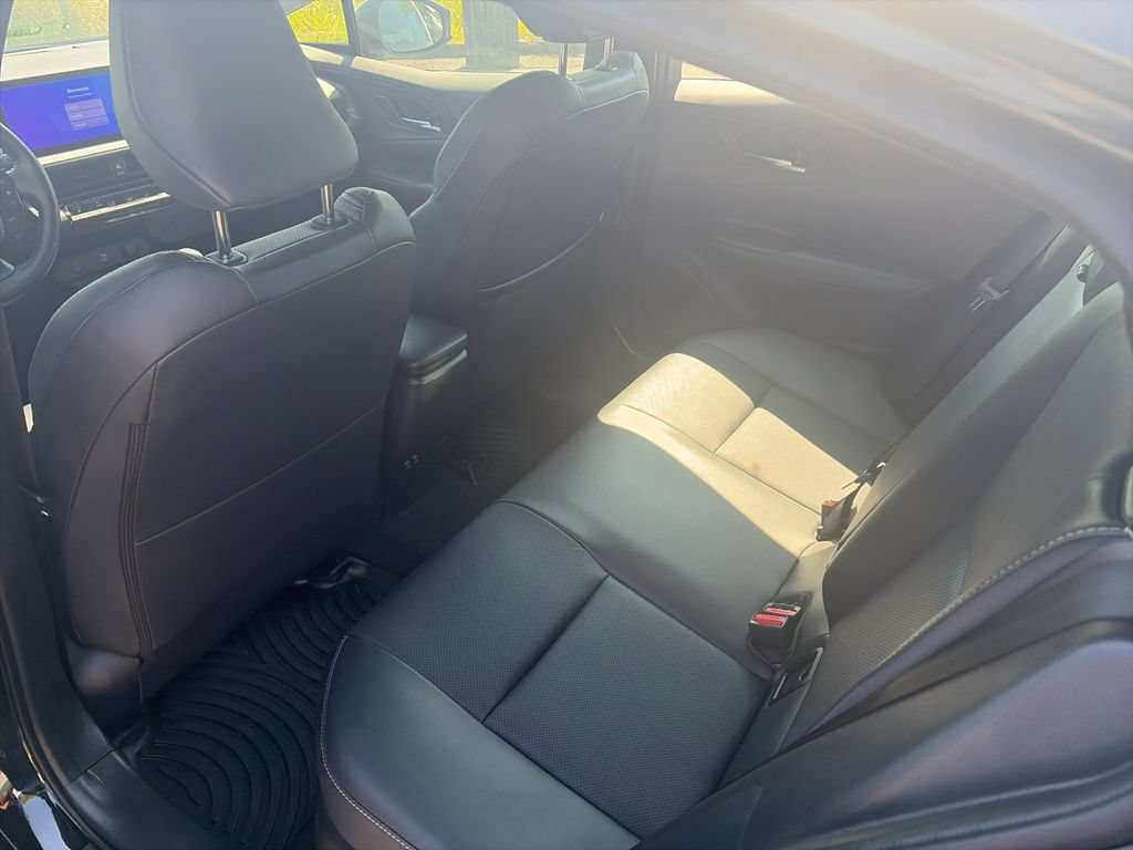 Used 2025 Toyota Prius AWD image 14