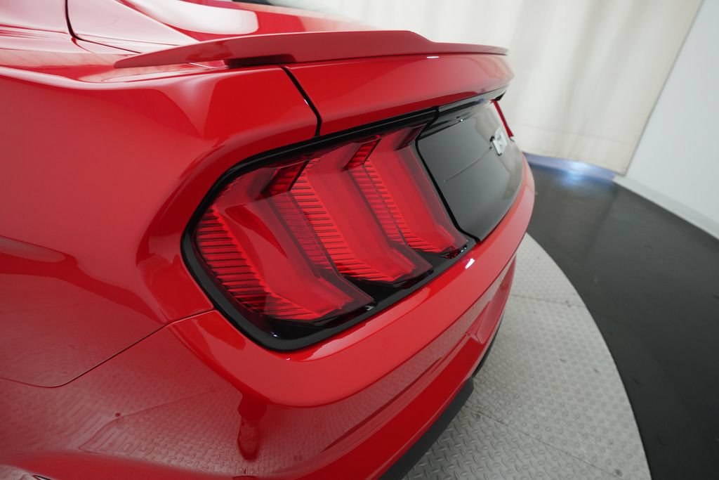 Used 2021 Ford Mustang GT Premium w/ Equipment Group 401A RWD image 32