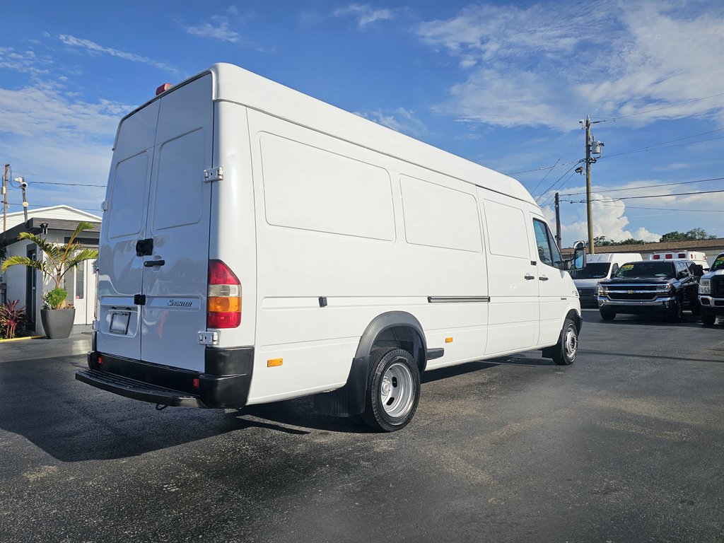 Used 2005 Dodge Sprinter 3500 w/ Cargo Group I RWD image 5